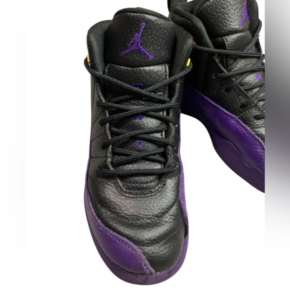 JORDAN 12 RETRO SHOES SIZE 13C! - Picture 3 of 10